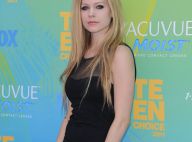 Avril Lavigne : Un fan tue sa mère pour des places de concert