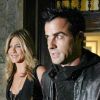 Jennifer Aniston et Justin Theroux à la sortie de leur appartement, à New York, le 26 septembre 2011.