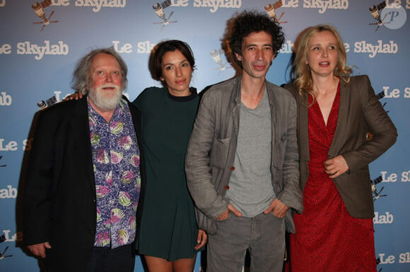 Albert Delpy, Aure Atika, Eric Elmosnino et Julie Delpy lors de l'avant-première du film Le Skylab à Paris le 27 septembre 2011