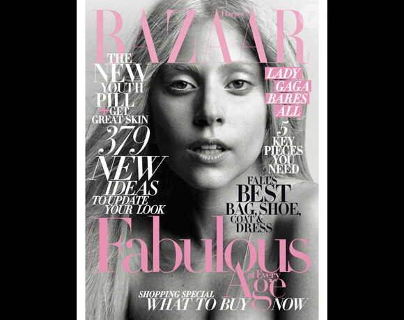 Méconnaissable, c'est Stefani Germanotta et non pas Lady Gaga qui apparaît en Une du Harper's Bazaar d'octobre 2011.