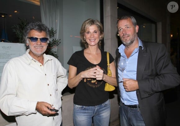 Michèle Laroque, son chauffeur et Christophe Kulikowski lors de la soirée de l'Association des Niçois de Paris, le 26 septembre 2011.