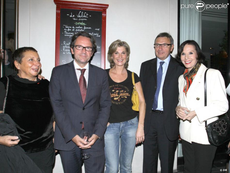 Nicole Du Restaurant La Petite Maison Frederic Lefebvre Michele Laroque Et Denise Fabre Lors De La Soiree De L Association Des Nicois De Paris Le 26 Septem Purepeople