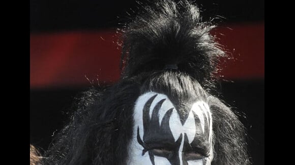 Gene Simmons, bassiste du groupe Kiss, s'est marié !