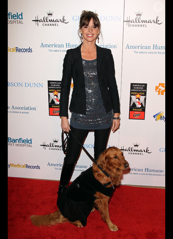 Victoria Silwell lors de la soirée du prix du chien héros organisée par l'American Humane Association à Beverly Hills le 1er octobre 2011