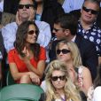 Pippa Middleton et son boyfriend Alex Loudon à Wimbledon fin juin 2011. Après trois ans d'une romance qui semble se dérouler idéalement, les fans attendent des fiançailles...