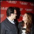 Anthony Delon et sa demi-soeur Anouchka Delon à la première de Cabaret au Théâtre de Marigny à Paris, le 6 octobre 2011.