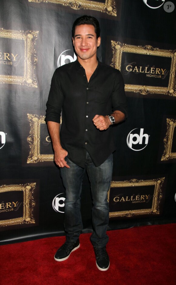 Mario Lopez célèbre ses 38 ans au Nightclub Gallery à Las Vegas le 9 octobre 2011
