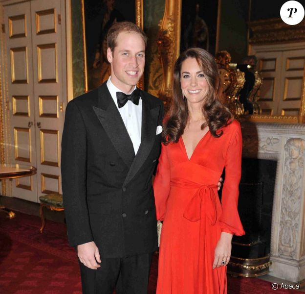 Parrain des deux organismes, le prince William, accompagné de sa divine Kate Middleton sublimée dans une robe rouge Beulah London, assistait jeudi 13 octobre 2011 au gala caritatif du 100 Women in Hedge Funds au profit de The Child Bereavement Charity.