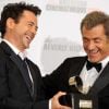 Robert Downey Jr. et Mel Gibson, complices, le 14 octobre 2011 à Beverly Hills, Californie.