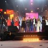 Tous les artistes chantent ensemble durant le concert de la Tolérance à Agadir au Maroc le 15 octobre 2011