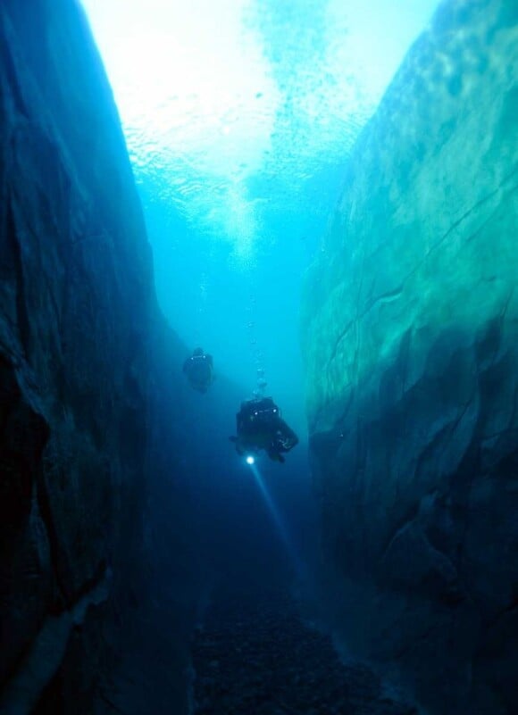 Les profondeurs du lac de Piranha 3D