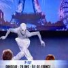 P-Fly l'homme squelette : un numéro de contorsionniste dans La France a un Incroyable Talent sur M6 le 26 octobre 2011