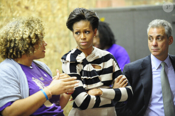 Michelle Obama a rendu visite à une exploitation agricole et a pris du bon temps à Chicago. Le 25 octobre 2011