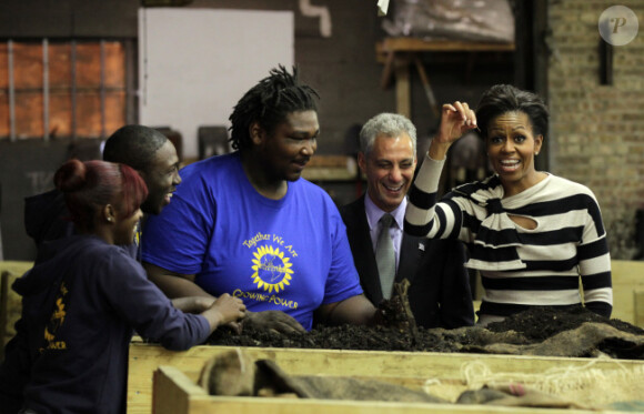 Michelle Obama à Chicago a rendu visite à une exploitation agricole. Le 25 octobre 2011