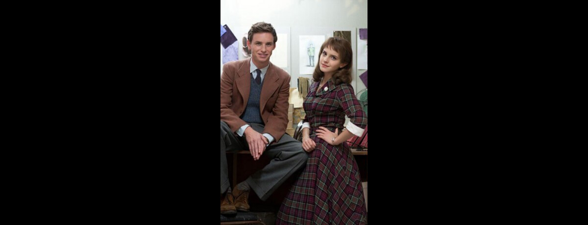 Eddie redmayne outlet emma watson burberry