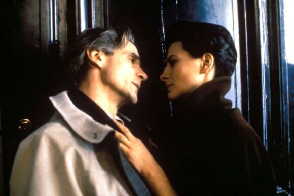 Jeremy Irons et Juliette Binoche dans Fatale de Louis Malle, adapté du roman de Josephine Hart, en 1992.