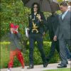 Michael Jackson et ses enfants qu'il protégeait du regard des autres en mai 2009