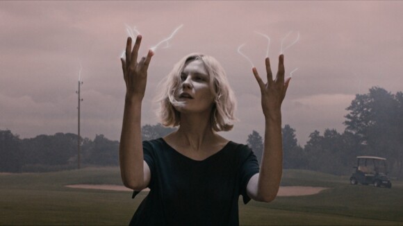Kirsten Dunst dans Melancholia du danois Lars von Trier
