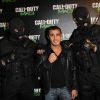 Brahim Asloum bien entouré. Call of Duty: Modern Warfare 3 a vécu un lancement en grande pompe au palais de Chaillot, à Paris, le 7 novembre 2011. Activision avait vu les choses en grand et convié de nombreux VIP.