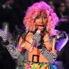 Nicki Minaj interprète Superbass sur le podium de Victoria's Secret. New York, le 9 novembre 2011.