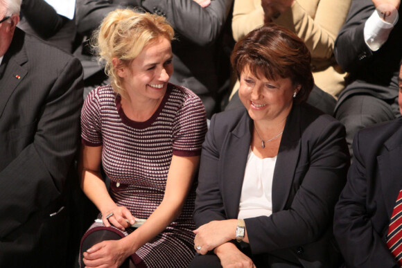 Sandrine Bonnaire et Martine Aubry le 13 octobre 2011 à Lille