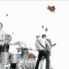 Les Red Hot Chili Peppers sont plongés dans l'univers graphique de Raymond Pettibon pour le clip de Monarchy of Roses, second extrait de l'album I'm with you.