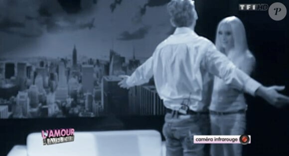 Laetizia et Julien dans L'amour est aveugle 2 le vendredi 18 novembre 2011 sur TF1