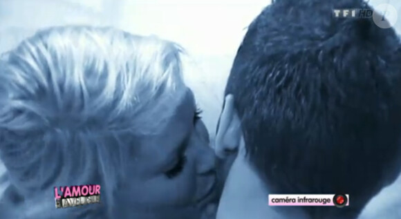 Des moments très très chauds dans L'amour est aveugle 2 le vendredi 18 novembre 2011 sur TF1