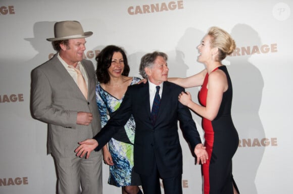 John C. Reilly, Yasmina Reza, Roman Polanski et Kate Winslet, à l'avant-première de Carnage, à Paris le 20 novembre 2011.