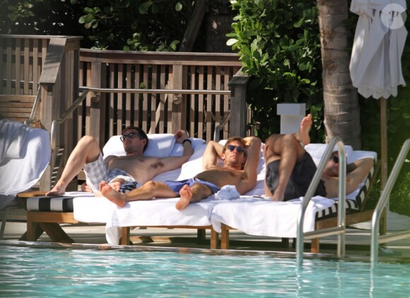 Jenson Button s'offre un petit moment de détente le 22 novembre 2011 à Miami