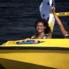 Les prétendantes au titre de Miss France 2012 foncent à vive allure en bateau rapide à Cancun au Mexique en novembre 2011