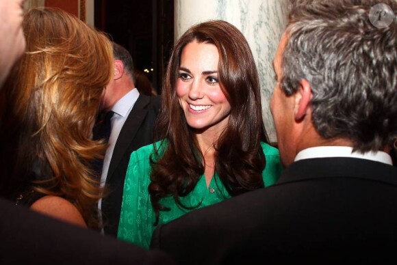 La duchesse de Cambridge, Kate Middleton, lors d'une soirée à Buckingham Palace avec 350 journalistes et photographes, le 29 novembre 2011 à Londres