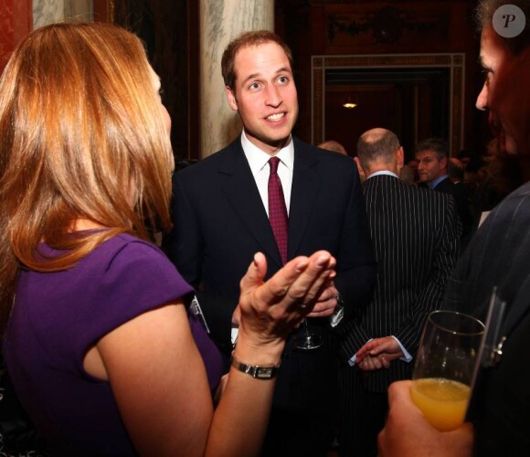 Le prince William lors d'une soirée à Buckingham Palace avec 350 journalistes et photographes, le 29 novembre 2011 à Londres