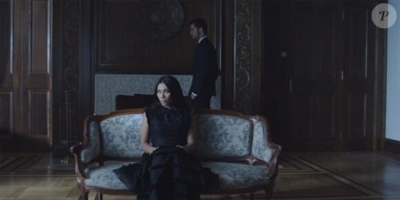 Anggun dans le clip de Mon meilleur amour, novembre 2011.