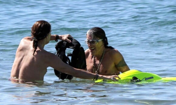 Steven Tyler et Joe Perry à Maui, Hawaï, mi-novembre 2011.