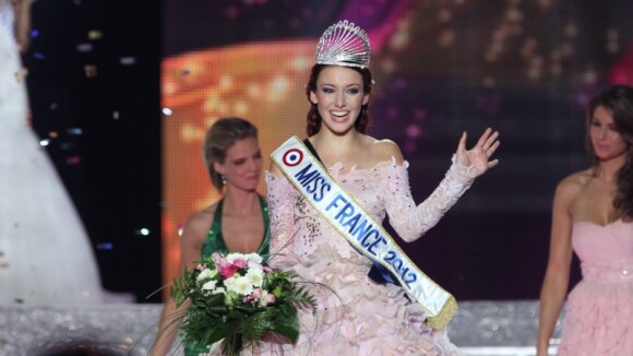 Miss France 2012 : Le sacre de la belle Delphine Wespiser explose les audiences