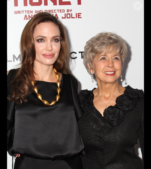 Angelina Jolie et Jane Pitt à l'avant-première de Au pays du sang et du miel, le 5 décembre 2011 à New York.