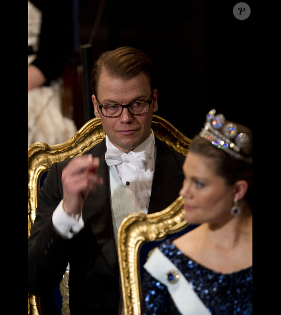 Le prince Daniel et la princesse Victoria de Suède lors de la cérémonie de remise des prix Nobel à Stockholm le 10 décembre 2011