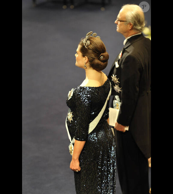 La princesse de Suède Victoria, héritière du trône et future maman, lors de la cérémonie de remise des prix Nobel à Stockholm le 10 décembre 2011