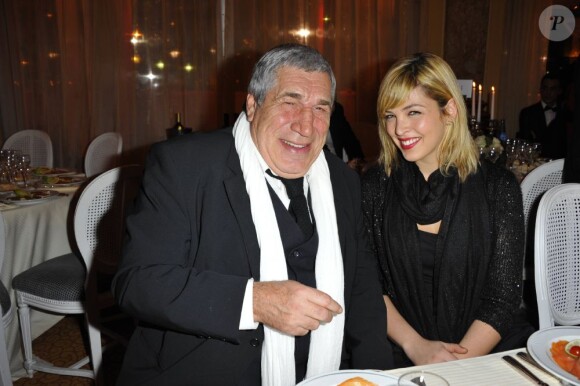 Jean-Pierre Castaldi et Eleonore Baccara lors de la 35ème édition des Best Awards à Paris le 11 décembre 2011