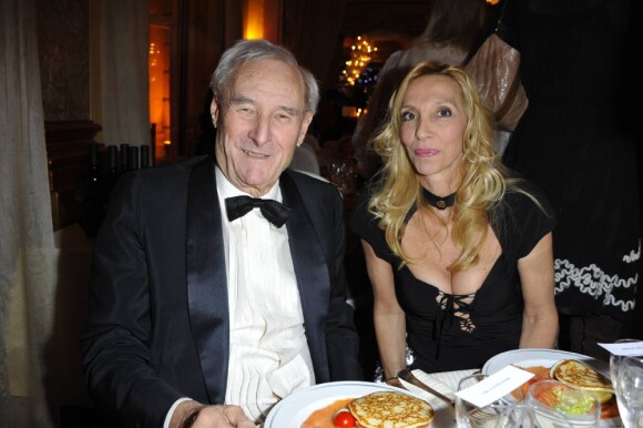 Gérard de Villiers et Sylvie Elias lors de la 35ème édition des Best Awards à Paris le 11 décembre 2011