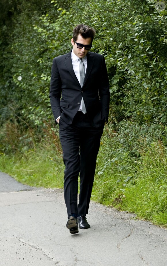 Mark Ronson en juillet 2011 pour les obsèques d'Amy Winehouse