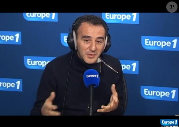 Elie Semoun sur l'antenne d'Europe 1, le mercredi 14 décembre 2011.