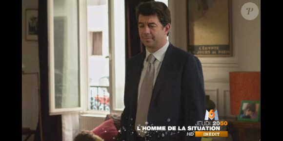 Le sympathique Stéphane Plaza dans son premier rôle, L'homme de la situation, jeudi 15 décembre 2011, sur M6