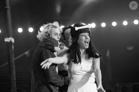 Shirley et Dino ainsi que Julien Cottereau lors du 50e Gala de l'Union des Artistes le 21 novembre 2011 au cirque Alexis Grüss