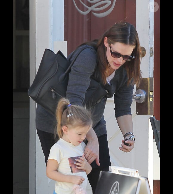 Jennifer Garner et sa fille Seraphina, le 4 janvier 2012 à Los Angeles