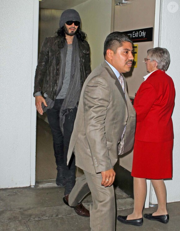 Russell Brand vient d'atterrir à Los Angeles, le 13 janvier 2012.