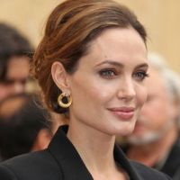 Angelina Jolie : Super-chic, elle se confie sur l'amour