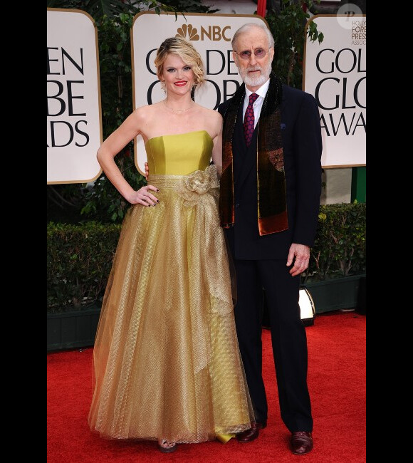 Missi Pyle et James Cromwell lors des Golden Globes à Beverly Hills le 15 janvier 2012