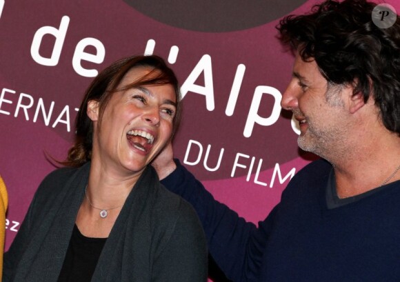 Vanessa Demouy et son mari Philippe Lellouche, le 17 janvier 2012, à la soirée d'ouverture du festival de l'Alpe d'Huez.